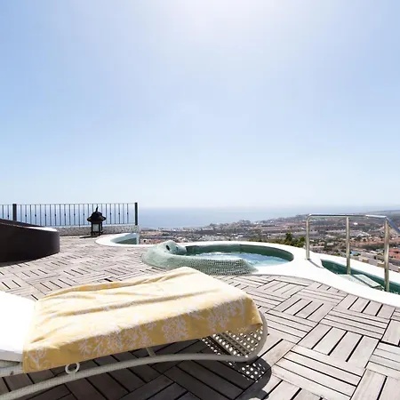 Veronika Stunning 3 Bedrom Private Heated Pool * Costa Adeje (Tenerife)