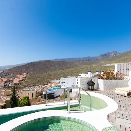 Veronika Stunning 3 Bedrom Private Heated Pool * Costa Adeje (Tenerife)