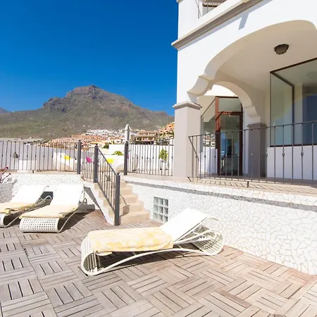 Veronika Stunning 3 Bedrom Private Heated Pool Costa Adeje (Tenerife)