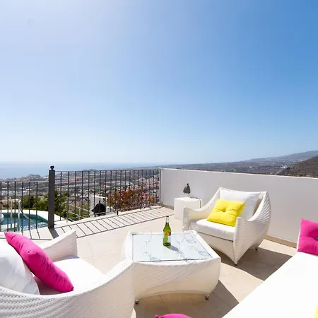 Villa Veronika Stunning 3 Bedrom Private Heated Pool *