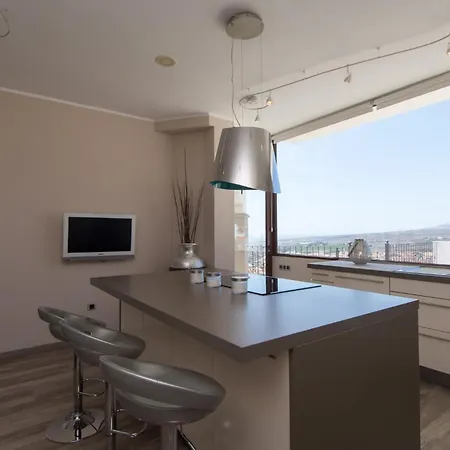 Villa Veronika Stunning 3 Bedrom Private Heated Pool *