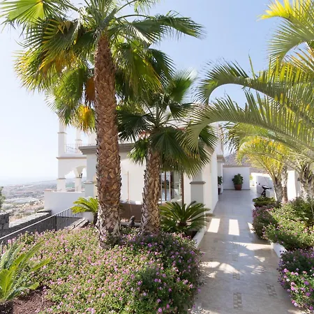 Veronika Stunning 3 Bedrom Private Heated Pool * Costa Adeje (Tenerife)